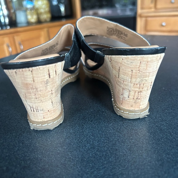 Rockport Wedge Sandal - Picture 5 of 7